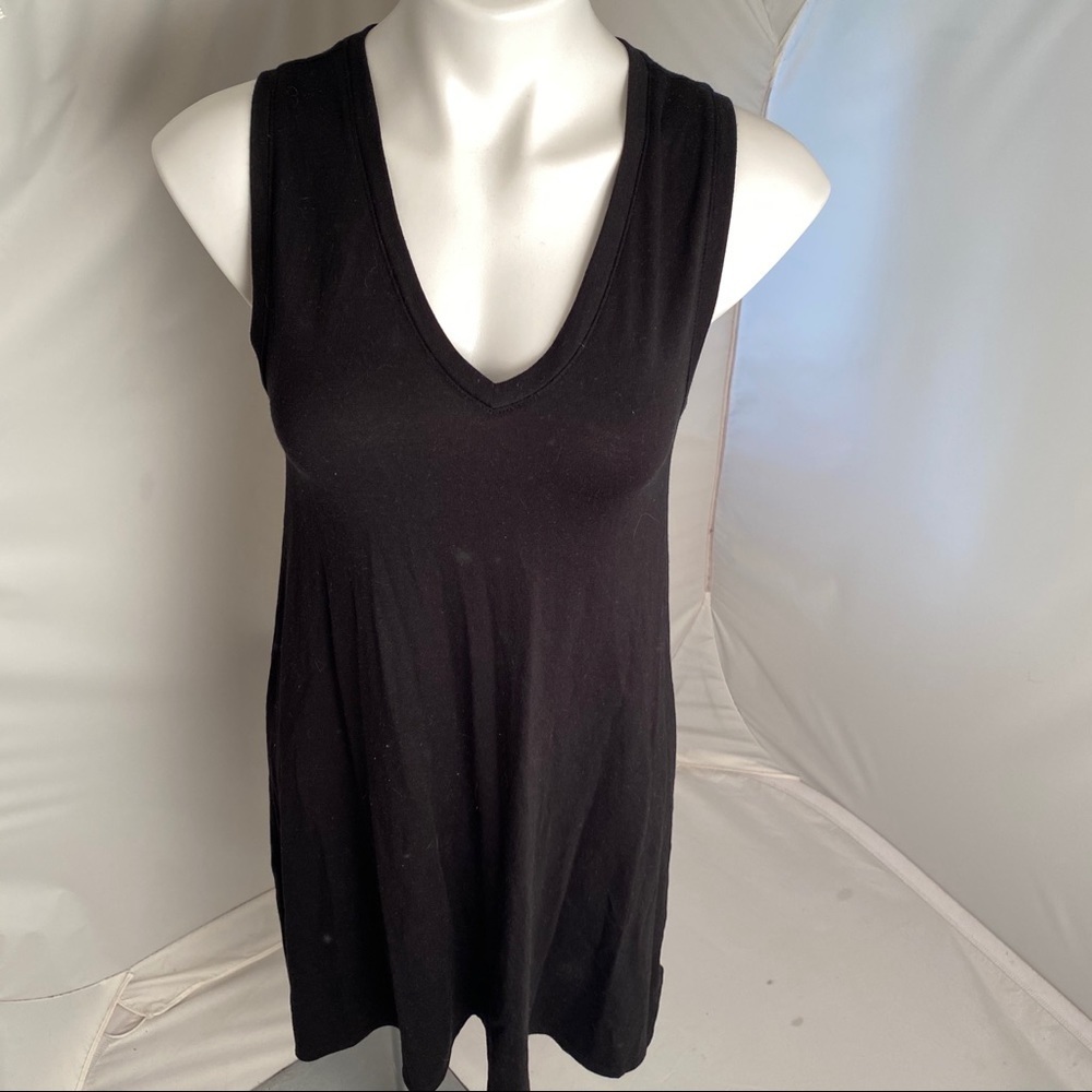 Gap black v-neck sleeveless casual dress xs